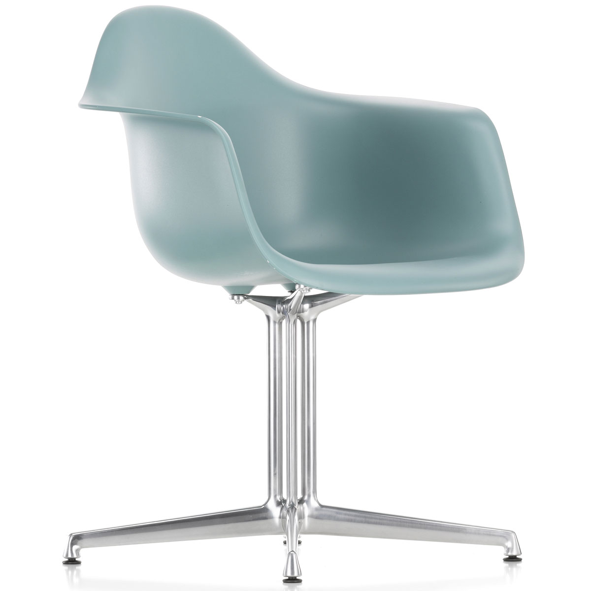 Vitra Eames Plastic Armchair